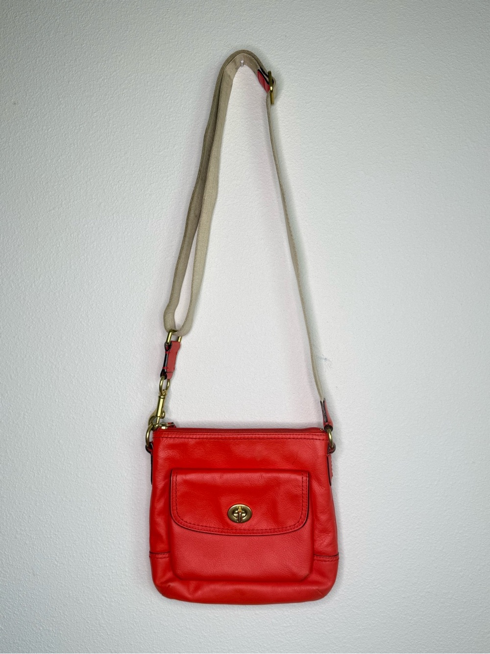 Coach Purse Park Leather Swingpack Crossbody Poppy Red Coral Turnlock Leather